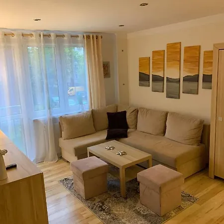 Apartament Pola Apartment *