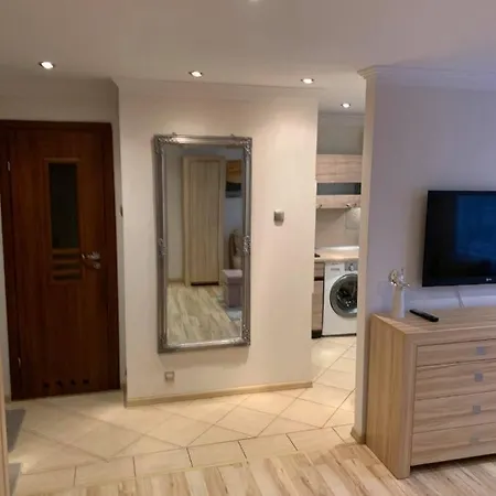 Apartament Pola *